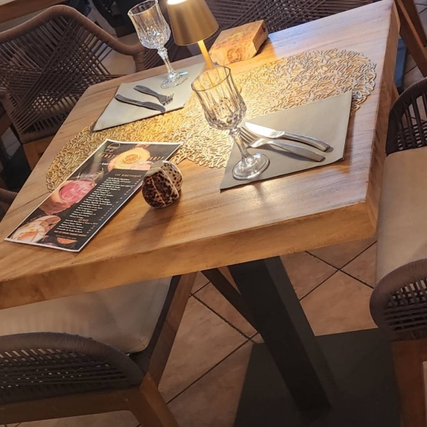  - bien manger SAUSSET-LES-PINS