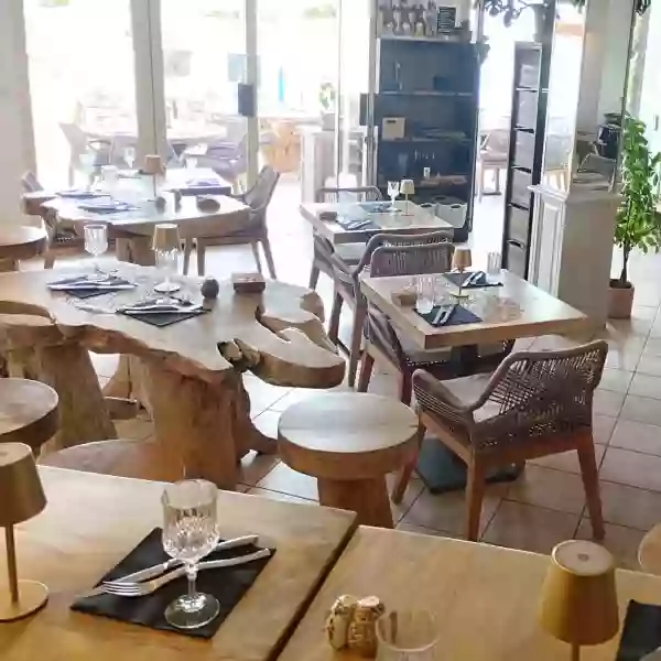 Repas de groupe - Bistrot Brigitte  - restaurant SAUSSET-LES-PINS - Restaurant Sausset les pins terrasse