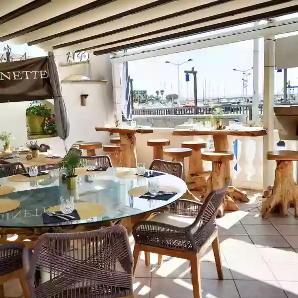  - Restaurant Sausset les pins terrasse